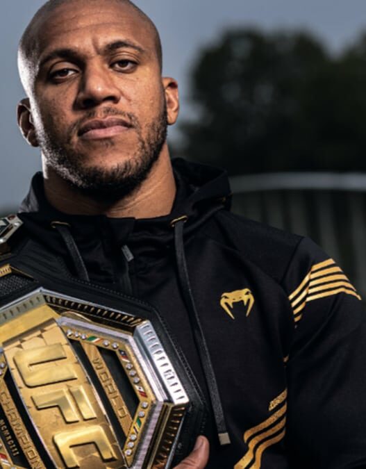 ciryl gane rejoint la team venum