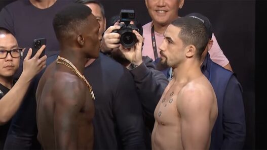UFC 271 Israel Adesanya vs. Robert Whittaker - tous les résultats