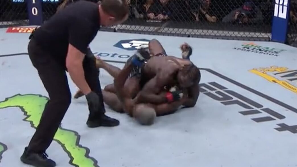 Jared Cannonier Derek Brunson TKO UFC 271