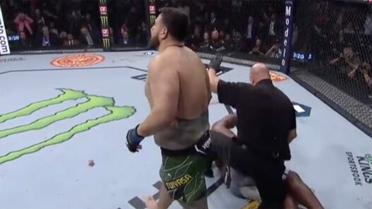Tai Tuivasa KO Derrick Lewis UFC 271