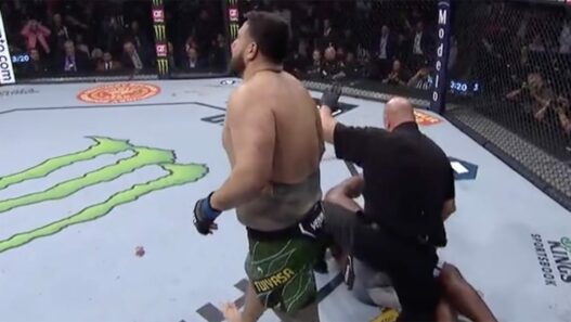 Tai Tuivasa KO Derrick Lewis UFC 271