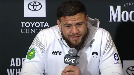 Tai Tuivasa, "mon&eacute;tisable" mais "pas tr&egrave;s bon" pour Chael Sonnen