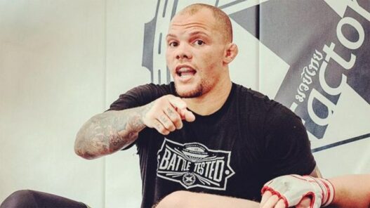 anthony smith r&eacute;pond paul craig