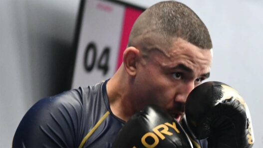 Whittaker esp&egrave;re toujours Vettori