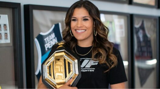 julianna pena ronda rousey une farce