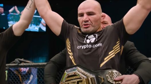 Glover-Teixeira