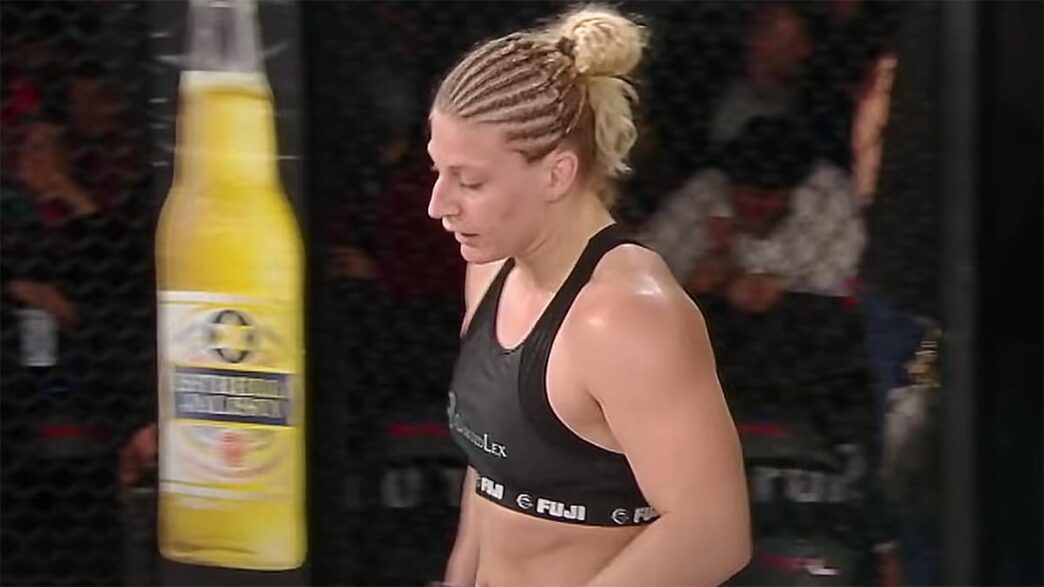 Kayla Harrison avertissement Julianna Pena