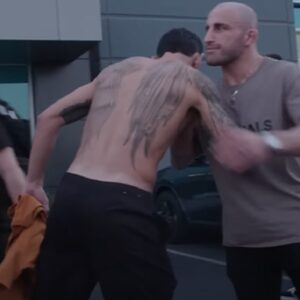 Volkanovski-Holloway