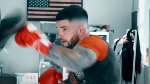 sean brady accuse deux adversaires