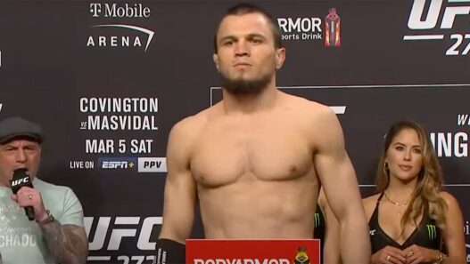 umar nurmagomedov pr&ecirc;t pour les sommets