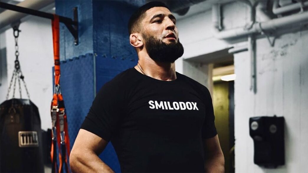 Khamzat s'int&eacute;resse Alex Pereira