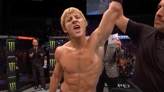 Pimblett lourdement critiqué Mokaev