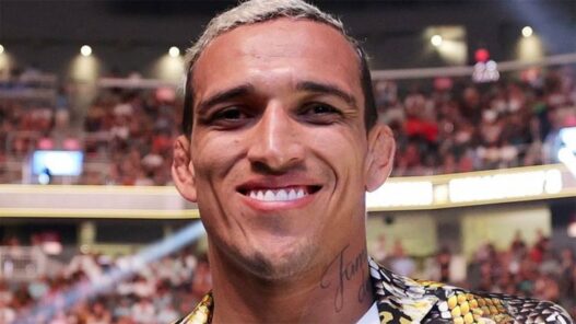 le plan charles oliveira khabib