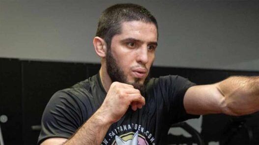 oliveira efficace makhachev