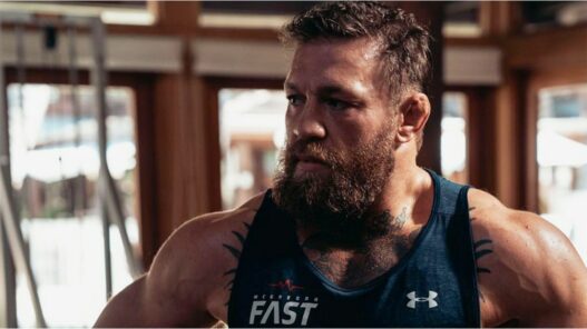 Conor McGregor retour retard&eacute;