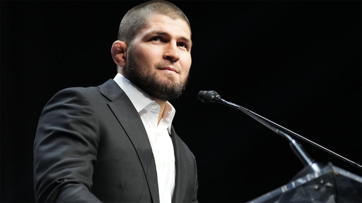 khabib d&eacute;clin mma