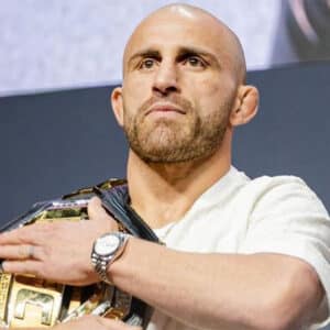 volkanovski trop petit