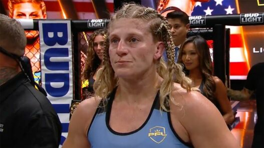 kayla harrison r&eacute;agit