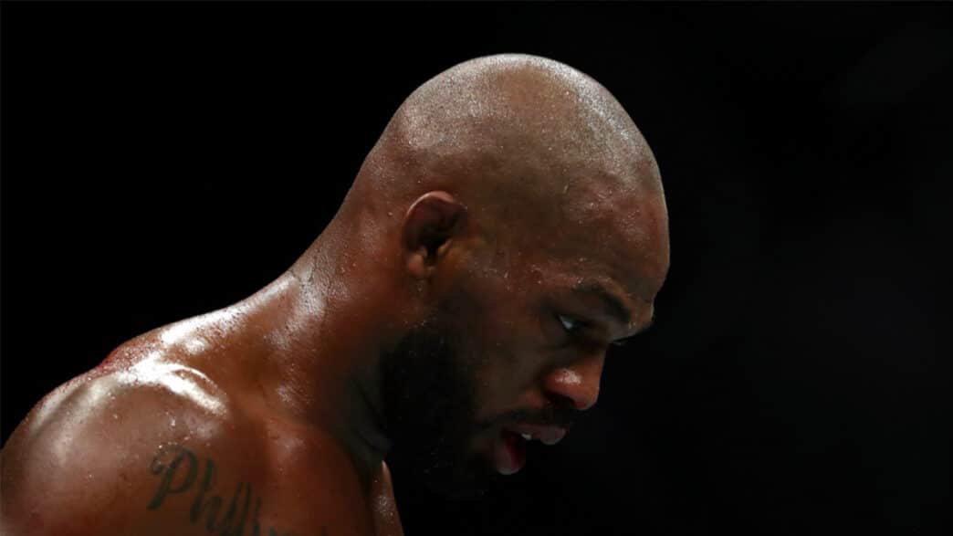 retour jon jones repoussé