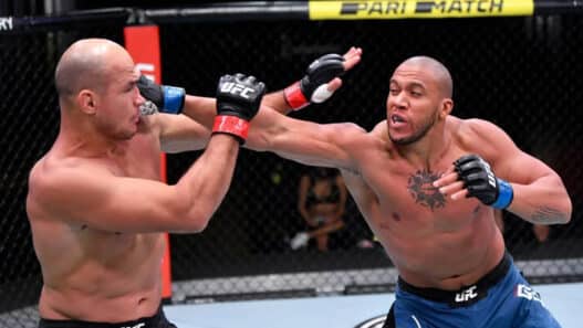 ancien ufc physique monstrueux