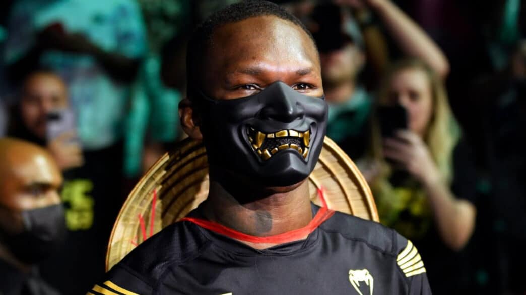 adesanya trailer ufc 305