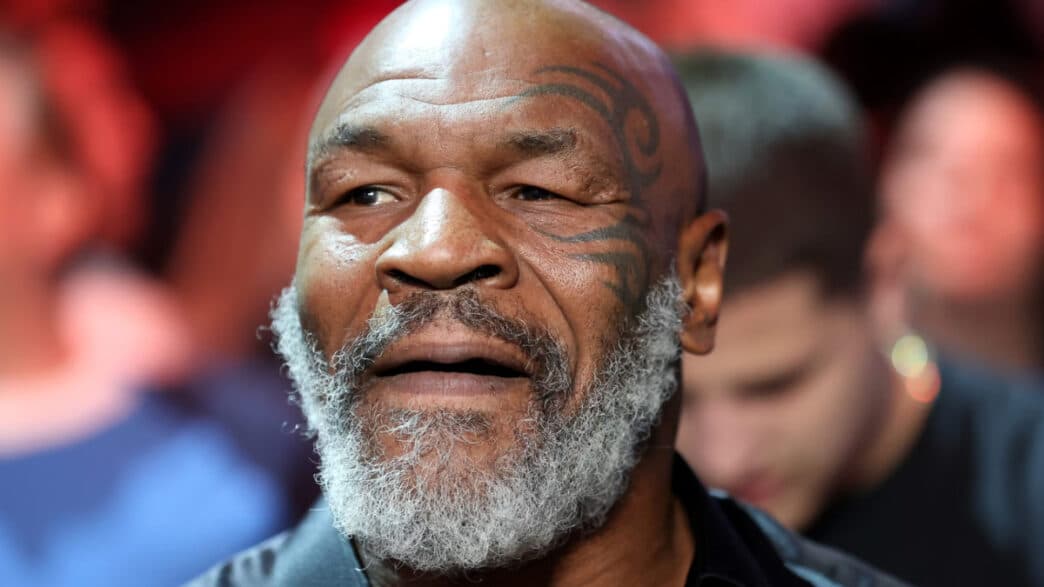 mike tyson jake paul rencontre repoussée