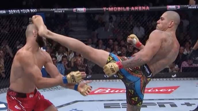 ufc 303 pereira prochazka head kick