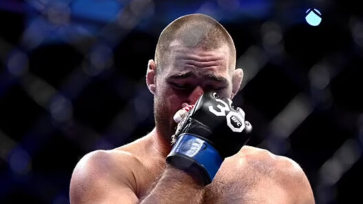 sean strickland suspendu