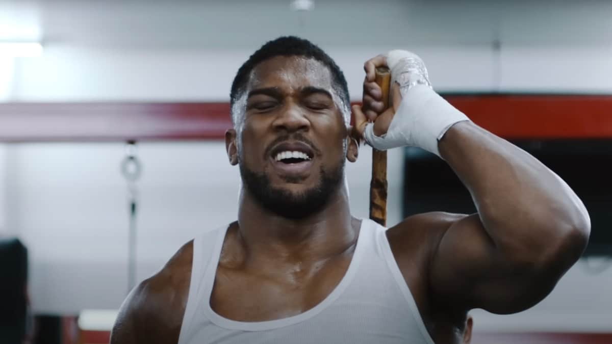 https://lasueur.com/wp-content/uploads/2025/09/anthony-joshua-retour-operation.jpeg