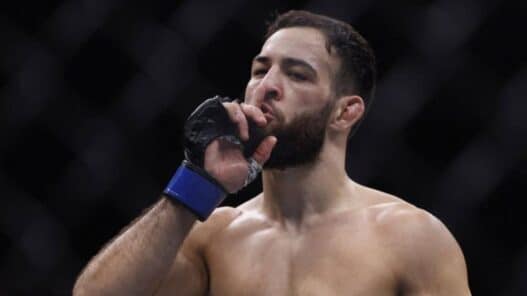 dana white choqué physique nassourdine imavov