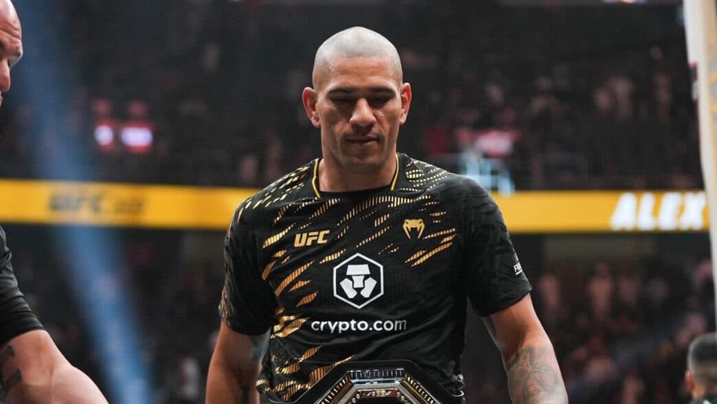 Alex Pereira UFC 320 blessure