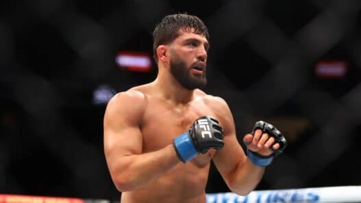 arman tsarukyan sport hommes femme