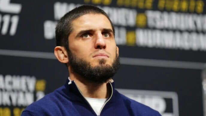 makhachev changement catégorie définitif