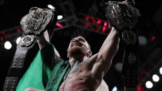 Conor McGregor double champion UFC : du premier exploit de l'histoire aux scandales qui ont détruit sa légende
