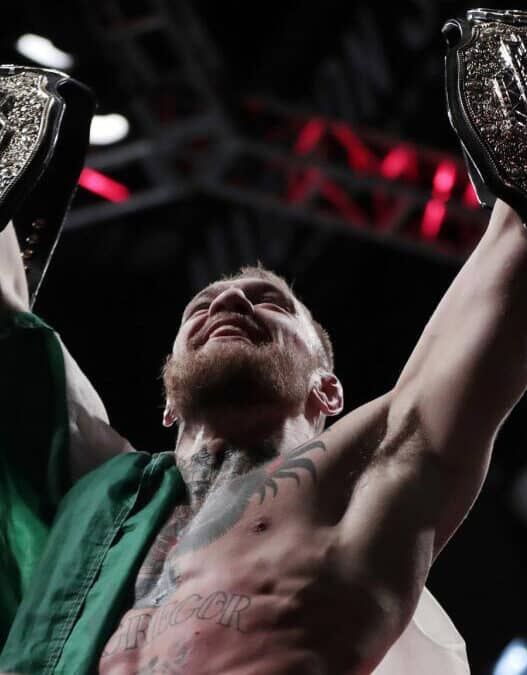 Conor McGregor double champion UFC : du premier exploit de l'histoire aux scandales qui ont détruit sa légende