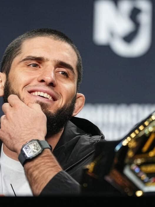 La nouvelle montre à 550 000$ d'Islam Makhachev