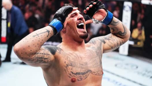 Tom Aspinall : verdict médical et avertissement au "gros tricheur" Ciryl Gane