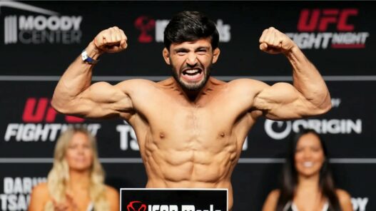 ufc pesee arman tsarukyan dan hooker