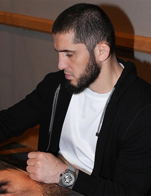 La montre à 226 000$ d'Islam Makhachev