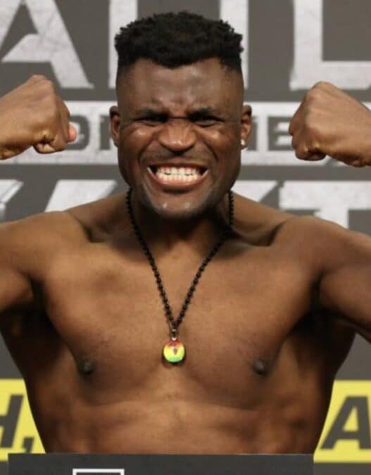 francis ngannou contraint retour mma