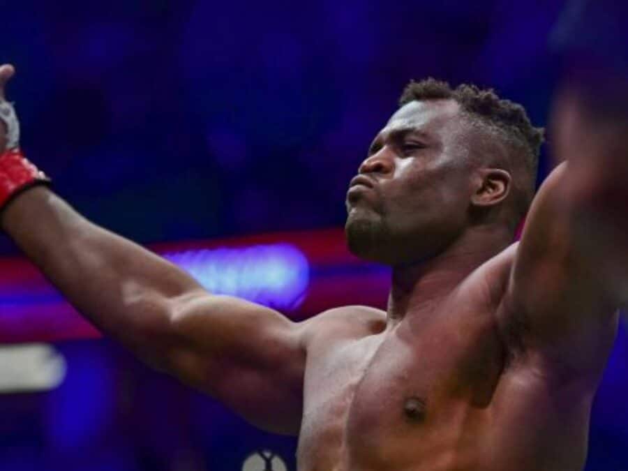 francis ngannou defie champion pfl