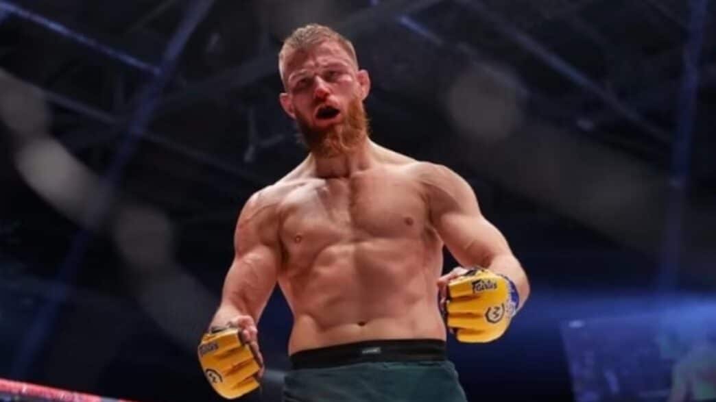 mma francais champion cage warriors