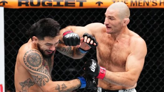 UFC Houston – Sean Strickland détruit Fluffy Hernandez via TKO