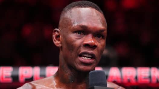 Israel Adesanya évoque sa retraite après sa quatrième défaite consécutive