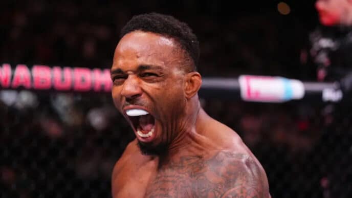 Lerone Murphy : une balle dans la tête, il finit main event de l'UFC Londres