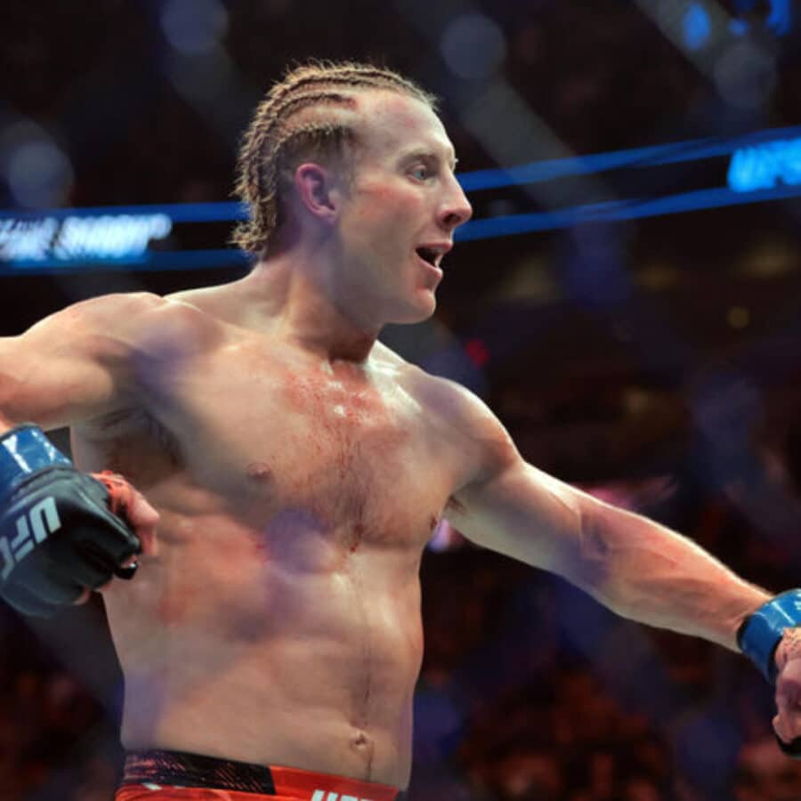 Paddy Pimblett son poids dans la cage