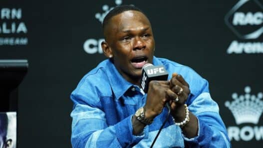 Israel Adesanya dégringole au classement