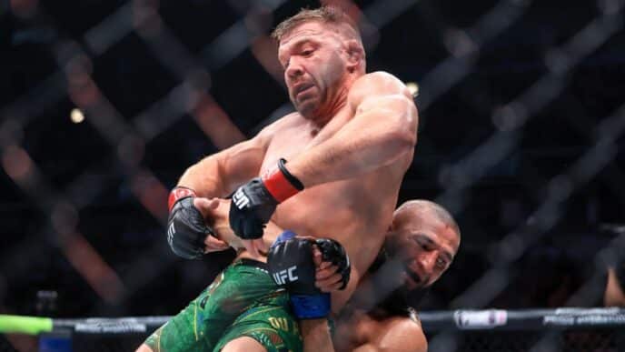 dricus du plessis frole victoire khamzat chimaev