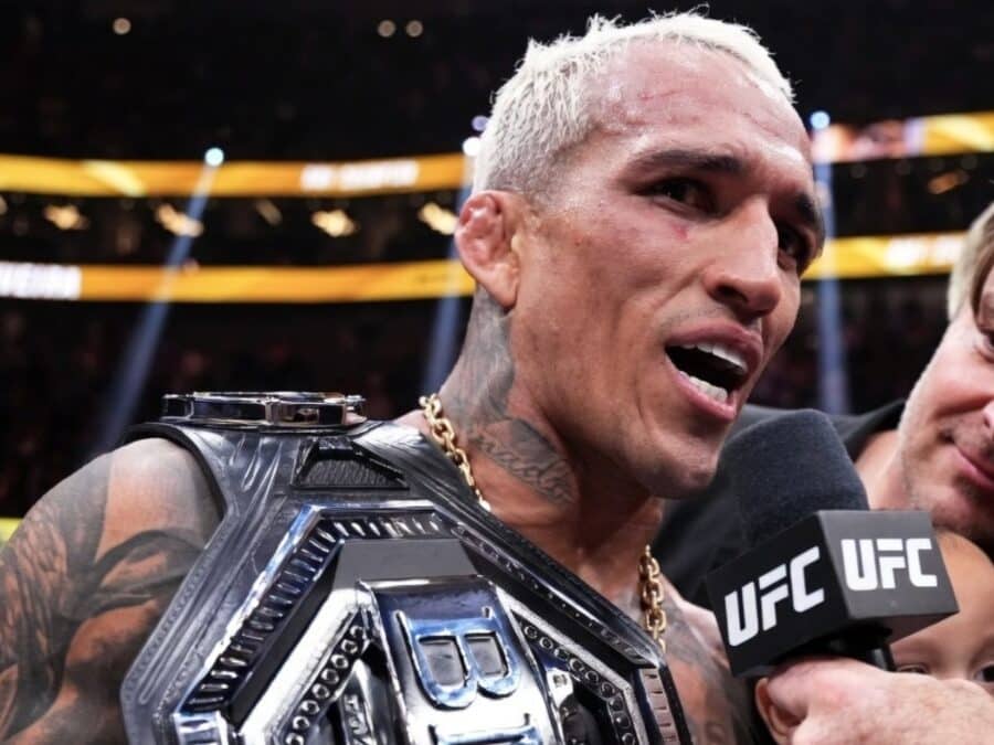 charles oliveira repond critiques dernier combat titre bmf