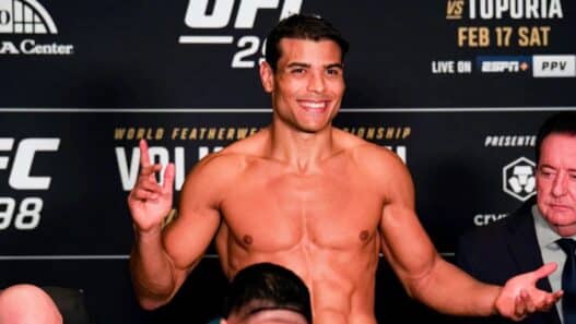 ufc 327 paulo costa physique massif